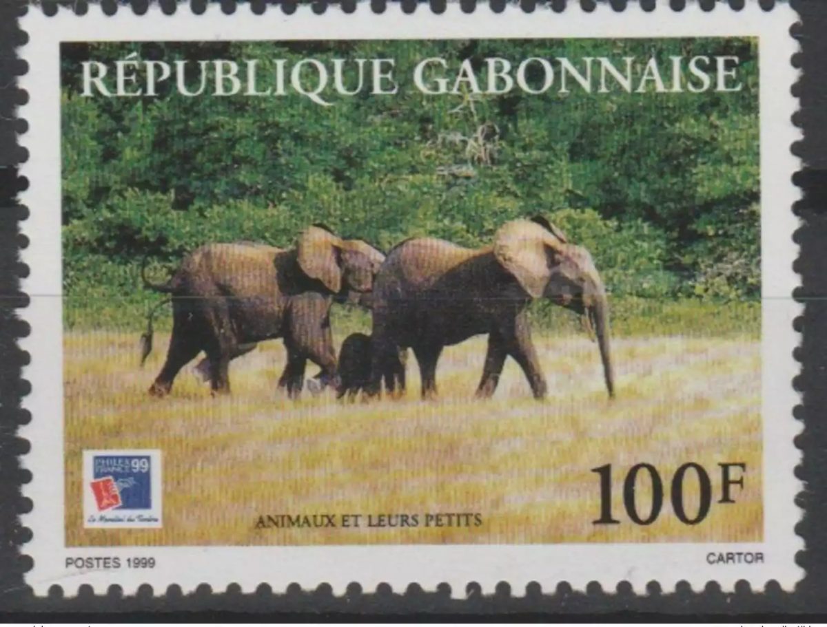 Gabon 1999 Mi. 1469 Animaux et leurs petits Faune Elephant Philexfrance RARE !
