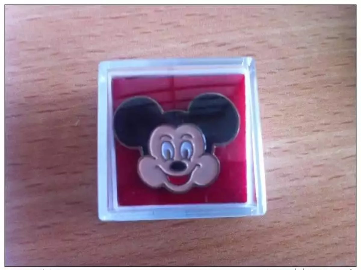 PIN'S WALT DISNEY MICKEY MOUSE KOPF, in Box