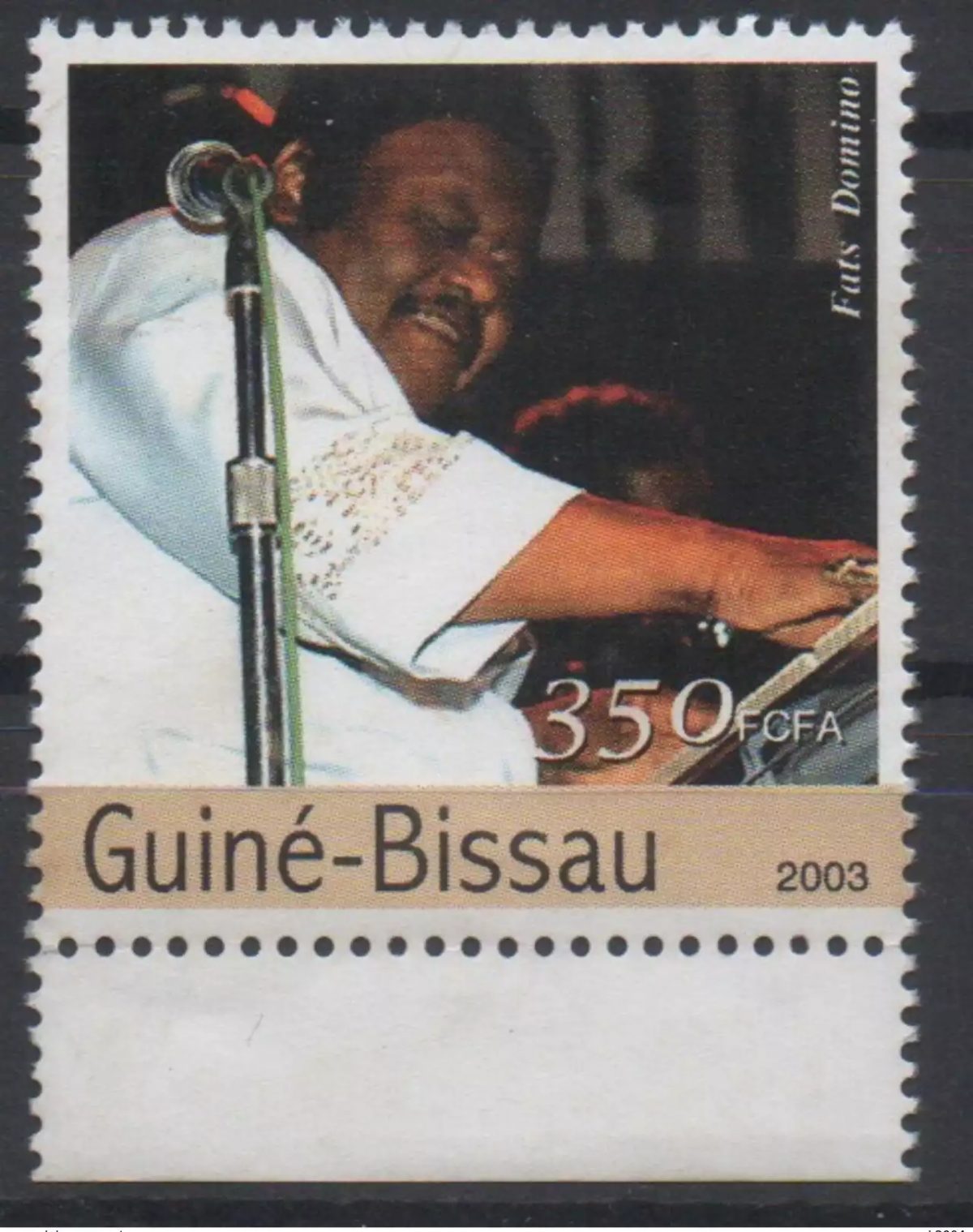 Guinée-Bissau 2003 Mi. 2335 Fats Domino Singer Music musique Musik