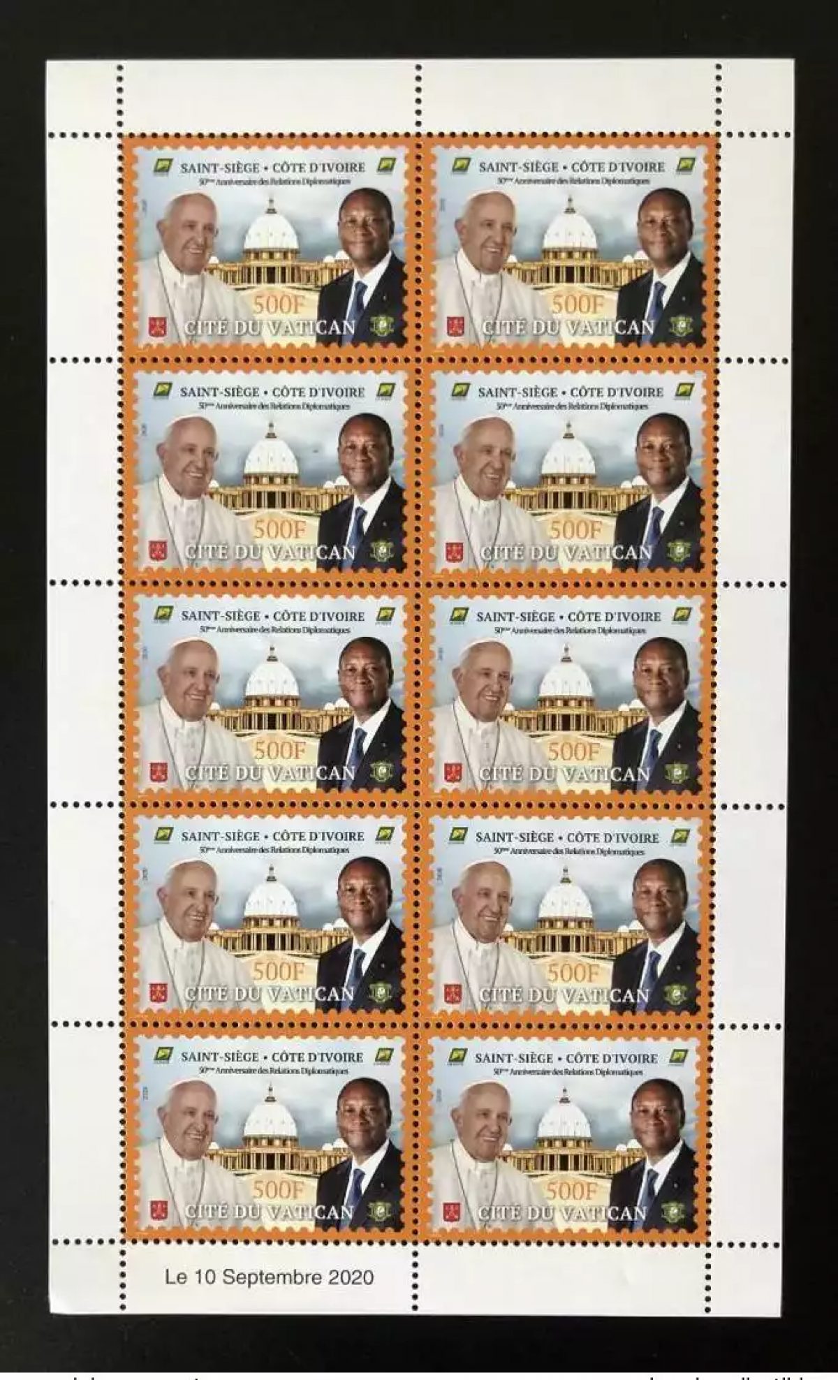 Elfenbeinküste 2020 Mini 500F Gemeinsame Ausgabe Vatikan 50 Jahre Papst