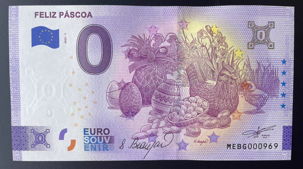 Feliz Páscoa signed by Sophie Beaujard