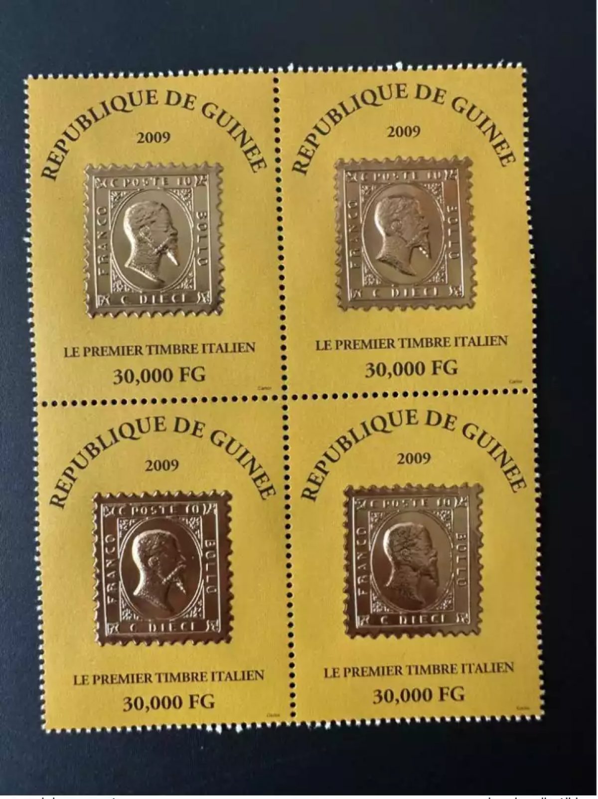 Guinée 2009 Mi. 6488 bloc de 4 Premier timbre italien stamp on stamp Gold Or