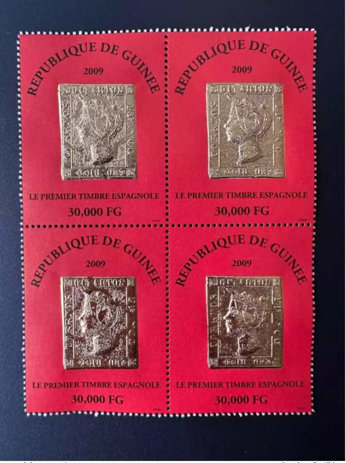 Guinée 2009 Mi. 6718 Bloc de 4 Premier timbre Espagnol stamp on stamp Gold or