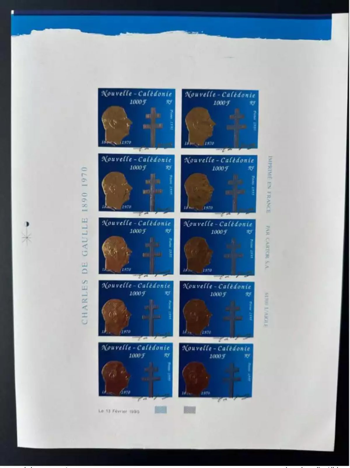 New Caledonia 1995 YT No. 682 VARIETE OR DECALE IMPERF Général de Gaulle gold