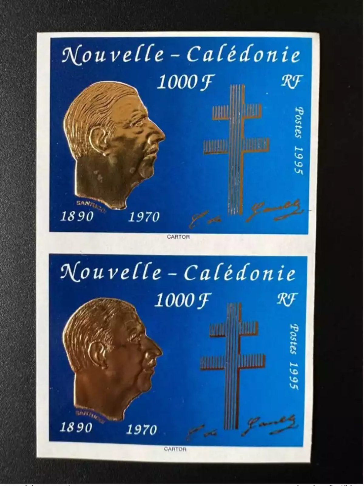 New Caledonia 1995 YT No. 682 IMPERF pair Death General Charles Gaulle Doré