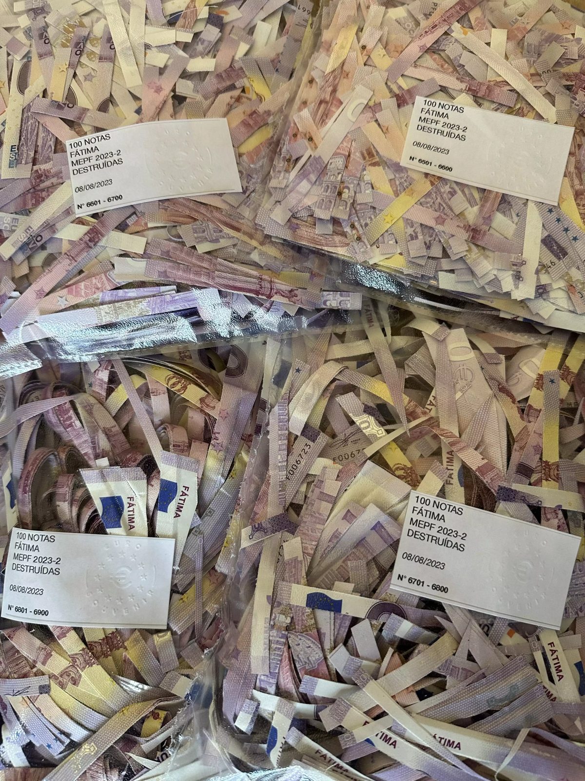 100 Fátima 2023-2 destroyed notes