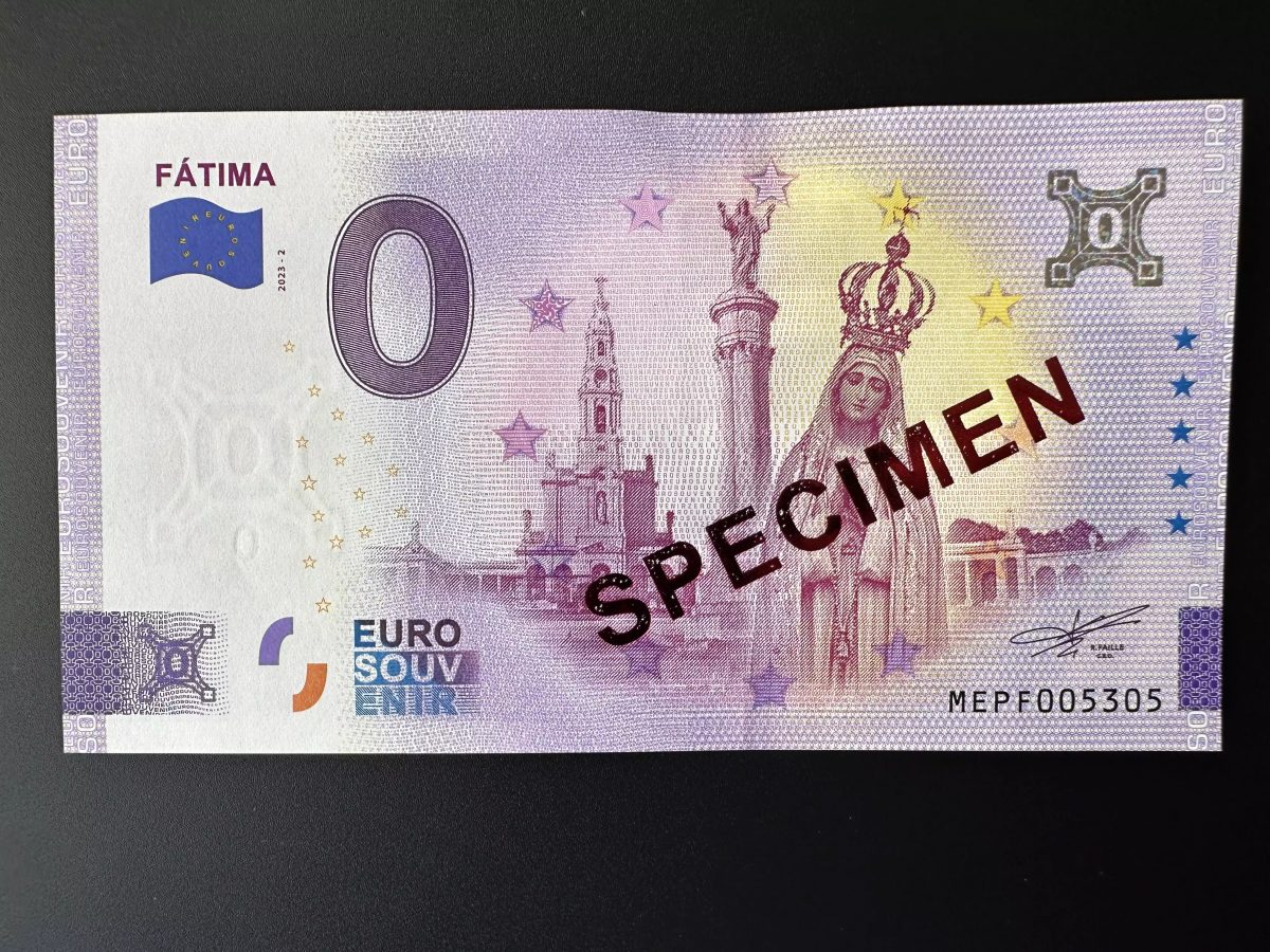 Fátima - SPECIMEN (red)