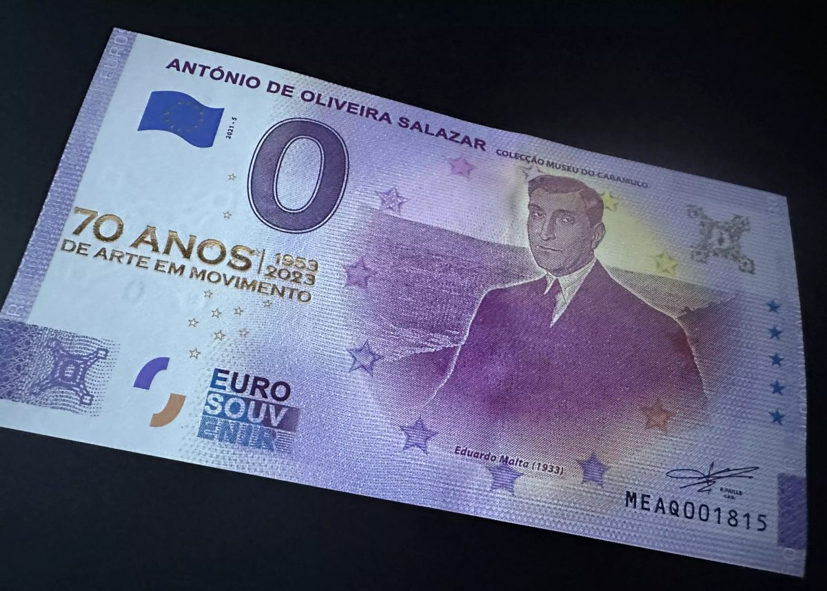 António de Oliveira Salazar "Gold 70 anos Museu do Caramulo"