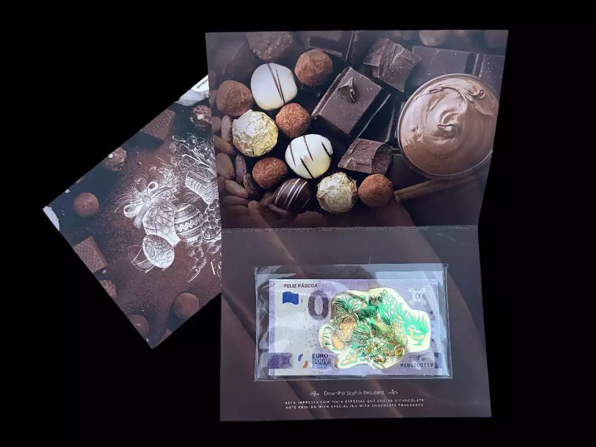 Folder "Feliz Páscoa" Gold (hen) chocolate fragrance