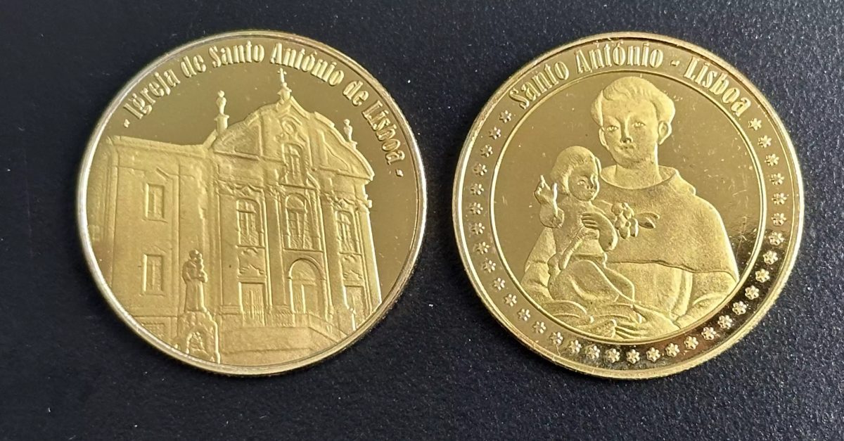 Souvenir Coin "Igreja de Santo Antonio de Lisboa"