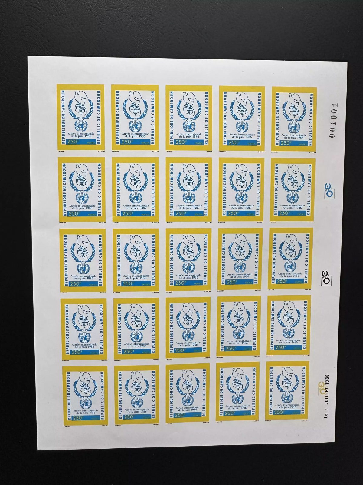 Cameroun 1986 Mi. 1137 ND planche Prix Nobel Paix Desmond Tutu colombe