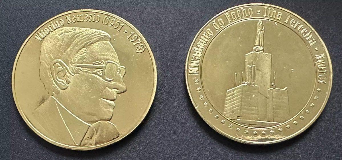 Médaille souvenir "Vitorino Nemésio - Miradouro do Facho - Terceira Açores"