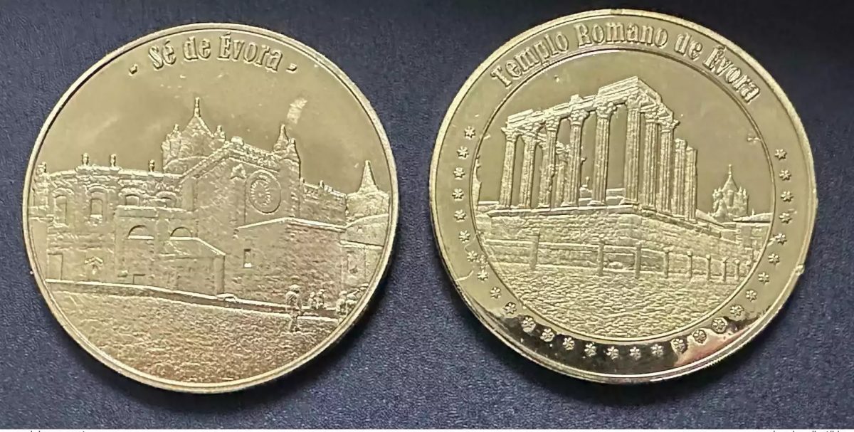 Médaille souvenir "Sé - Templo Romano Evora"