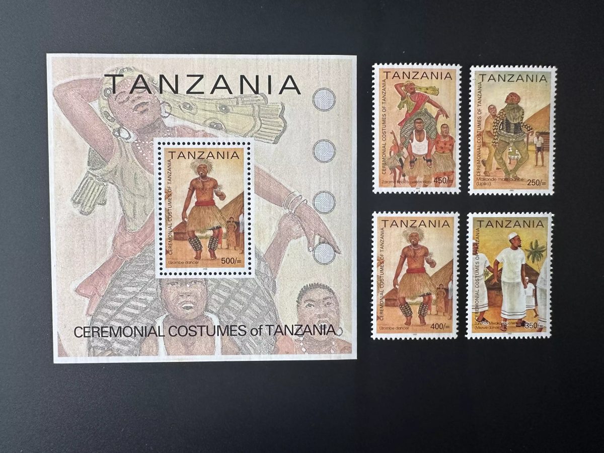 Tanzanie 2002 Mi. 4058-4061 Bl. 537 Costumes Traditionnels Folklore Cérémonial