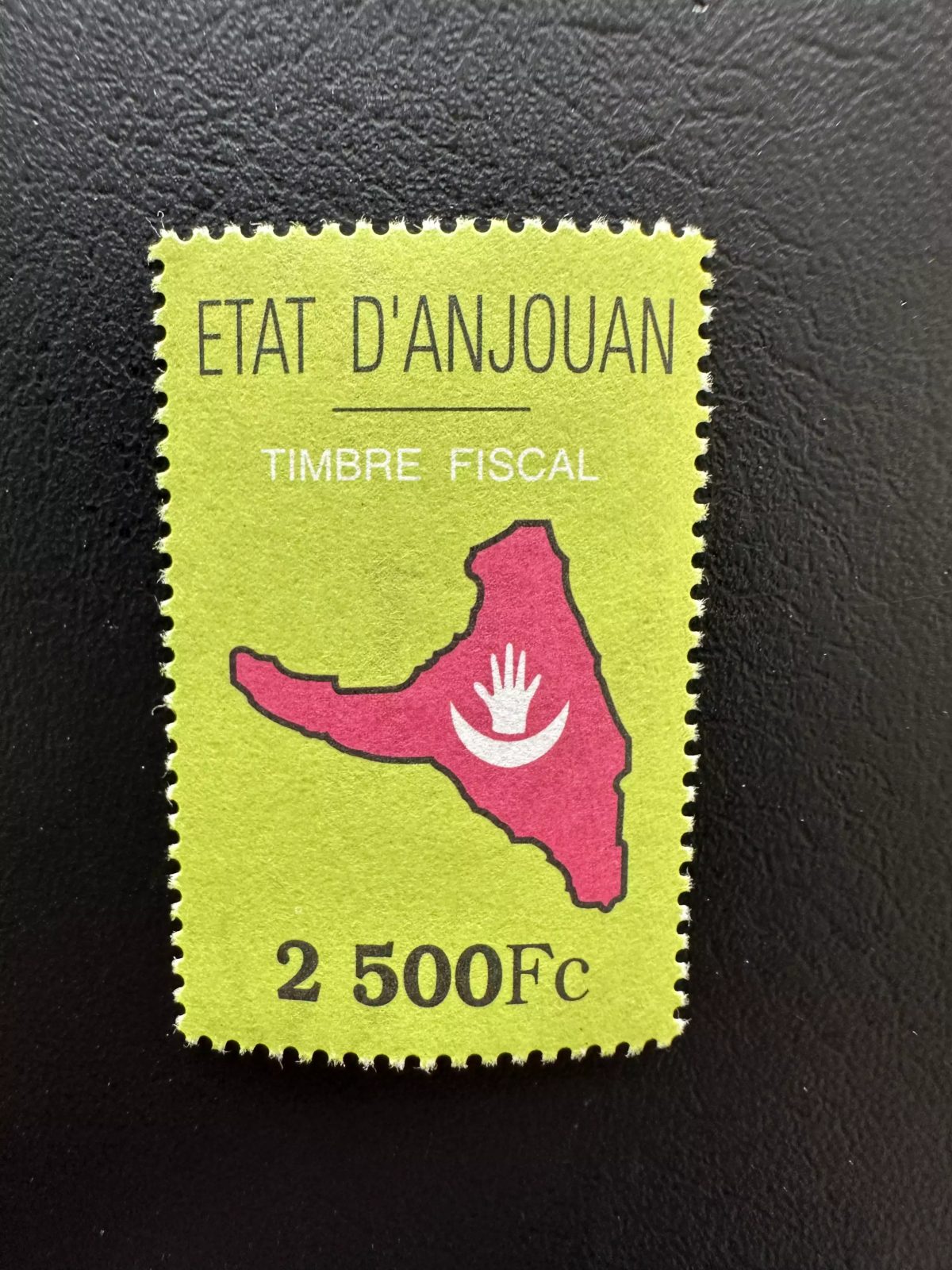 Anjouan Komoren 1999 Fiskalmarke 2500FC Inselkarte Hand Halbmond