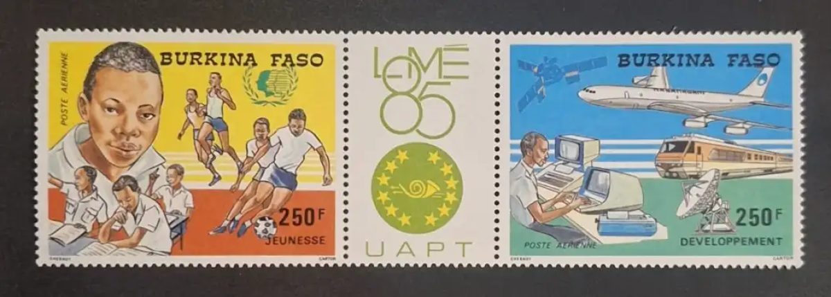 Burkina Faso 1985 Mi. 1073-1074 UAPT Lomé jeunesse développement avion