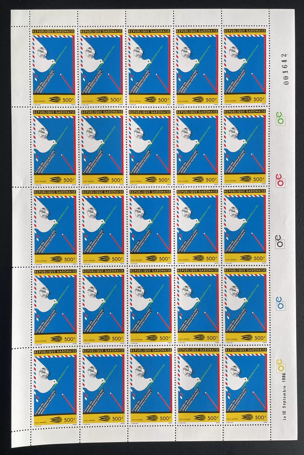 Gabon 1986 YT PA 283 planche Journée mondiale poste colombe globe aérien