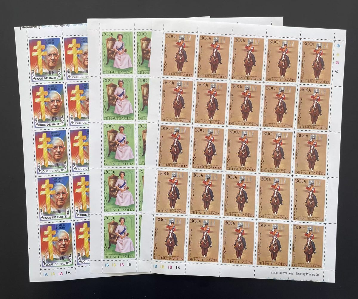 Haute-Volta 1977 YT 413-414/416 planche De Gaulle Elizabeth II Jubilé Cheval