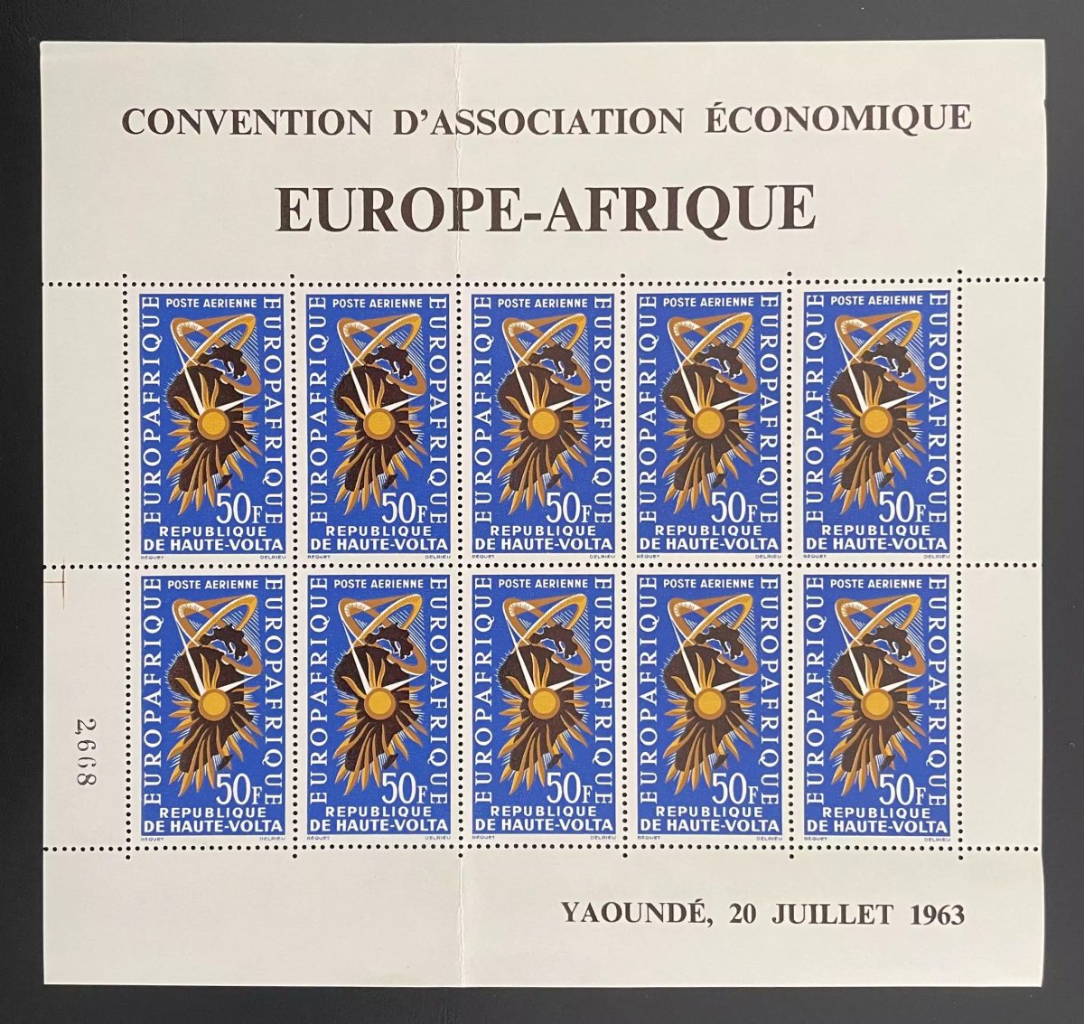 Haute-Volta 1963 YT PA 11 planche Europafrique poste aérienne soleil