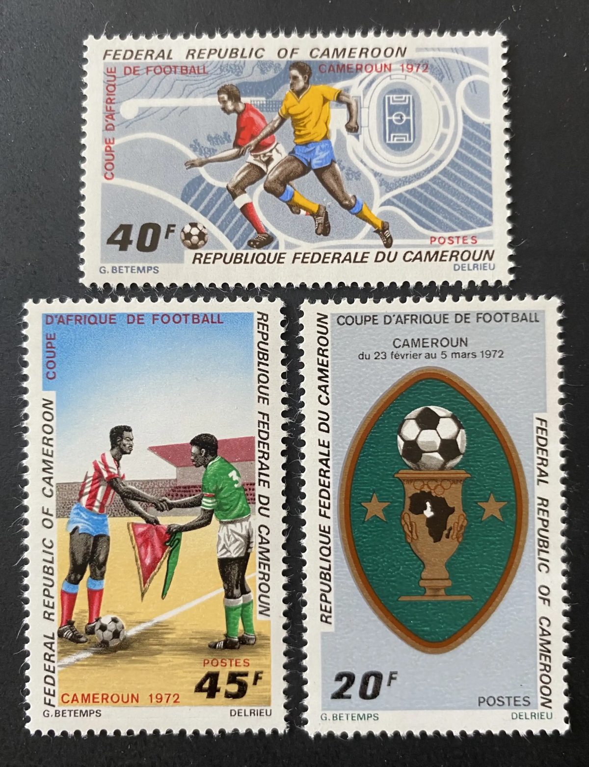 Cameroun 1972 Mi. 685-687 Coupe Afrique football joueurs trophée