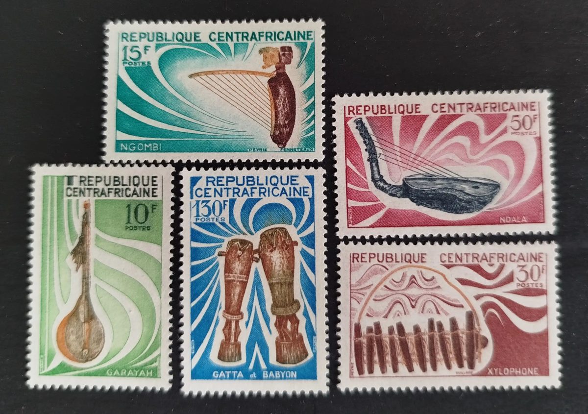 Centrafrique 1970 Mi. 202-206 instruments musique africaine ngombi ndala