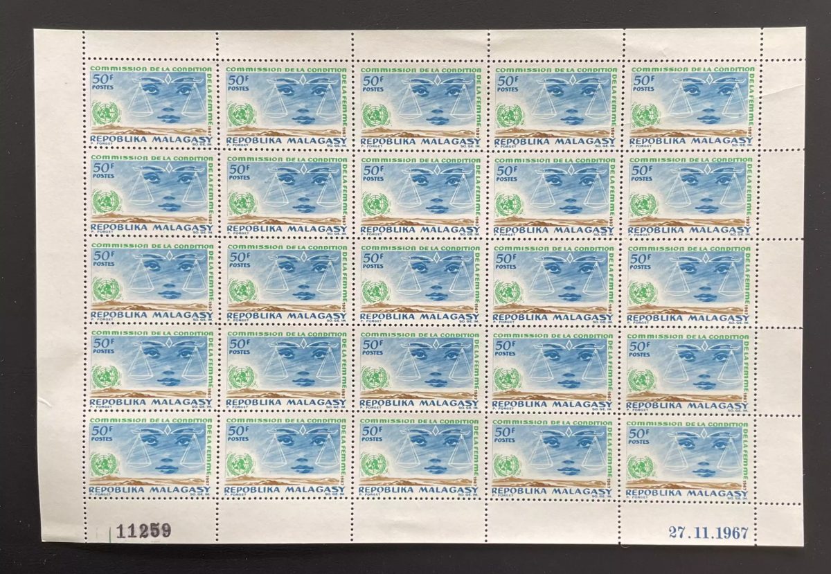Madagascar 1967 YT 445 planche droits femme ONU balance justice