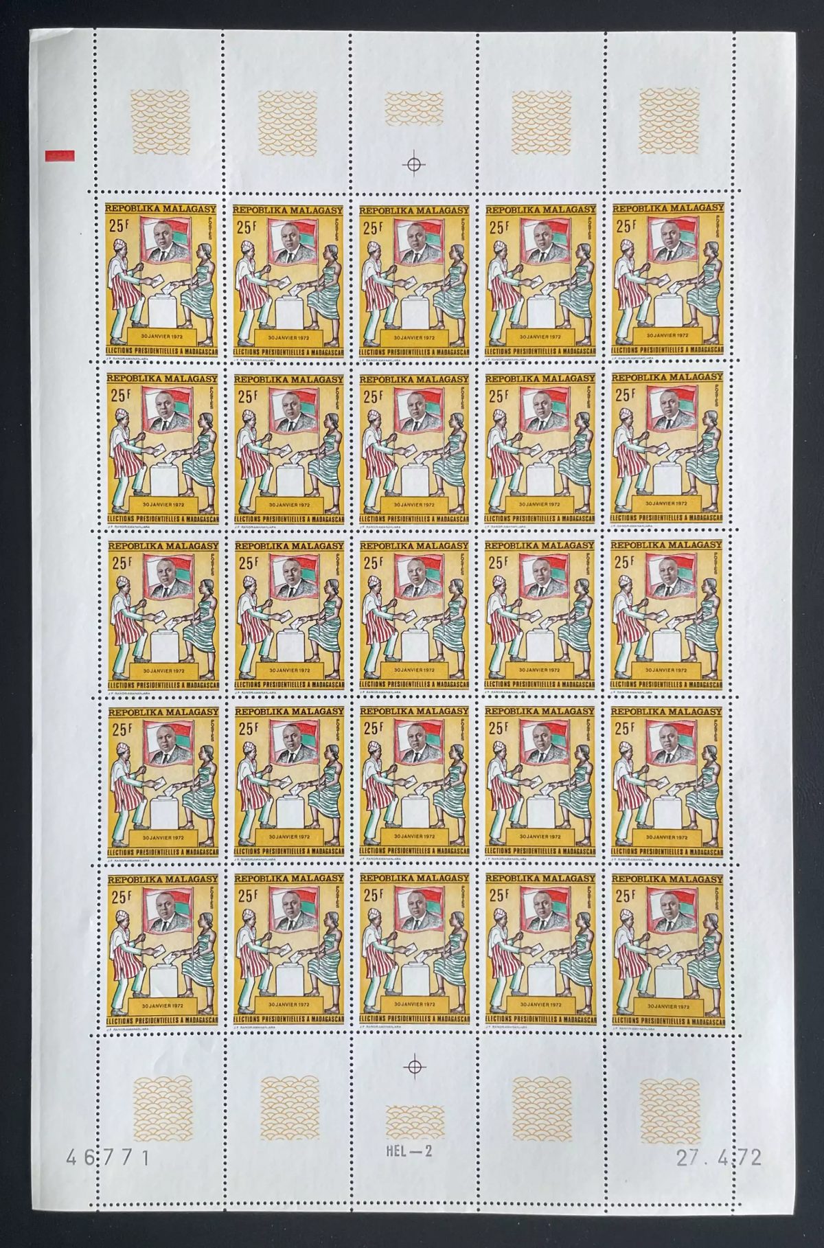 Madagascar 1972 YT 500 planche élections présidentielles vote drapeau