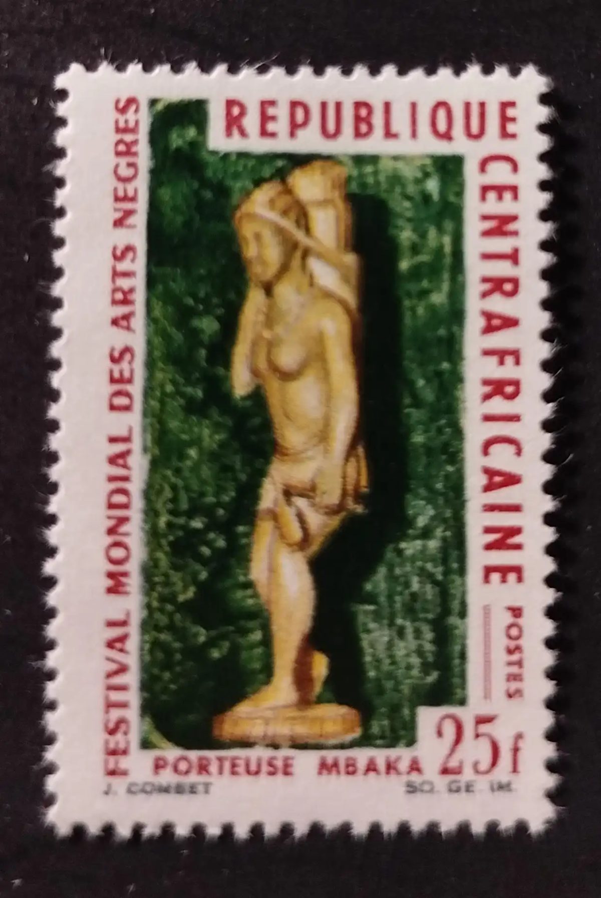 Centrafrique 1966 Mi. 102 Festival Mondial Arts Nègres porteuse Mbaka