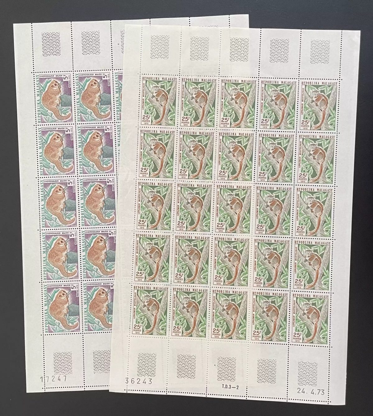 Madagascar 1973 YT 536 537 planche lémuriens Cheirogaleus Lepilemur