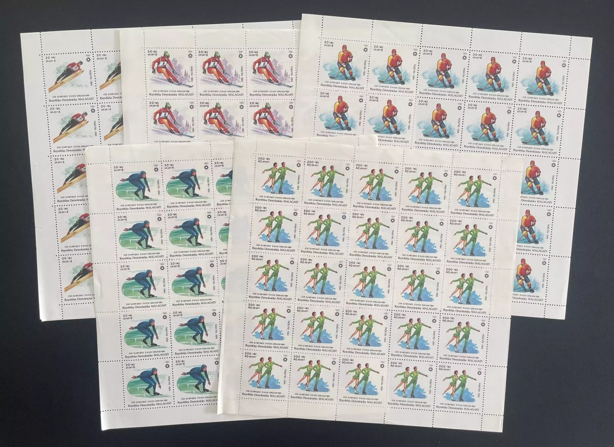 Madagascar 1984 YT 698-702 planche Jeux Olympiques Sarajevo ski hockey
