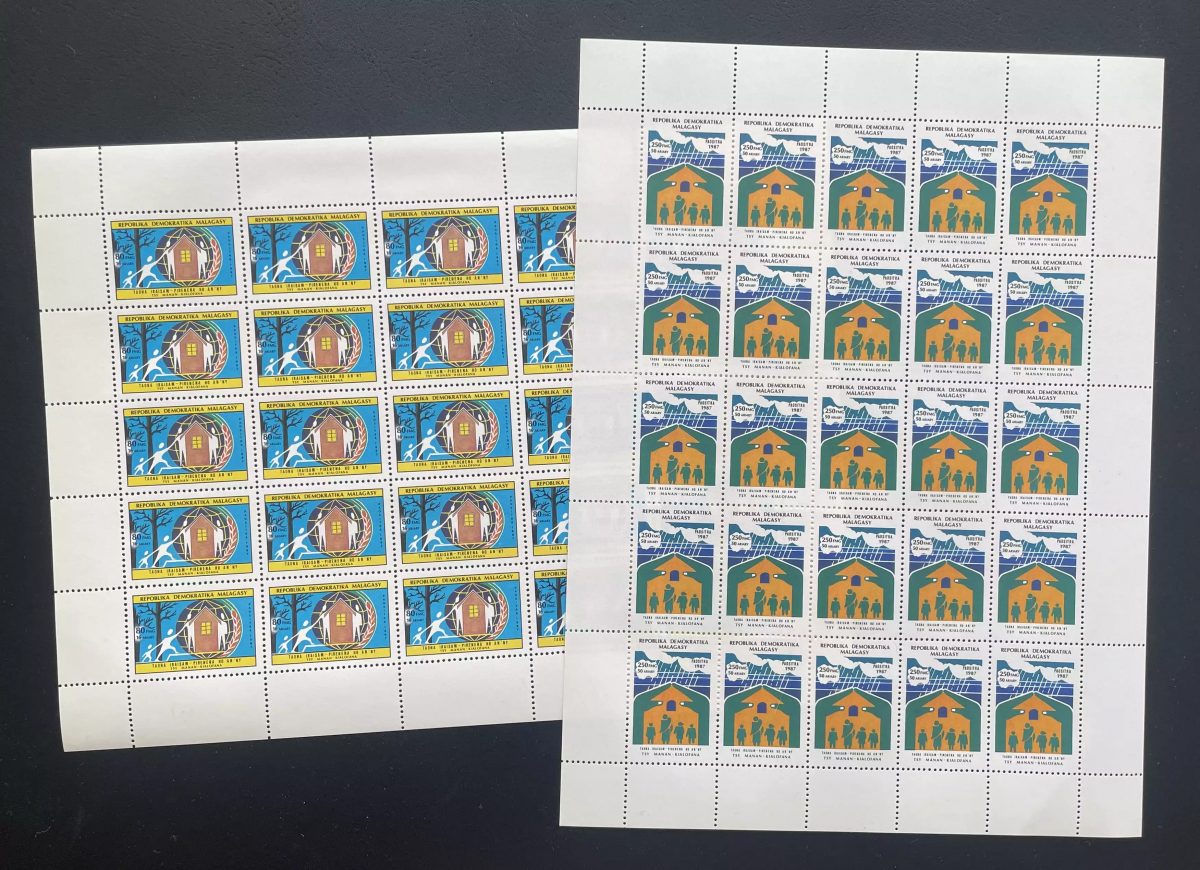 Madagascar 1988 YT 852-853 planche sans-abri logement famille maison