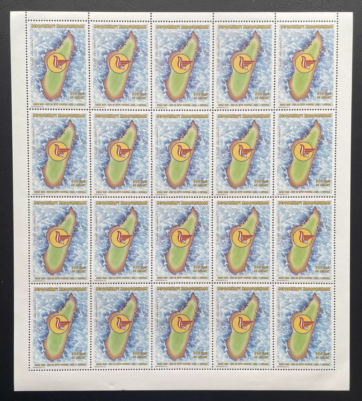 Madagascar 1997 YT 1514 planche carte île Journée mondiale Poste UPU océan
