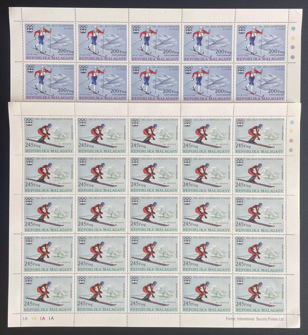Madagascar 1975 YT PA 160-161 planche Jeux Olympiques hiver ski descente