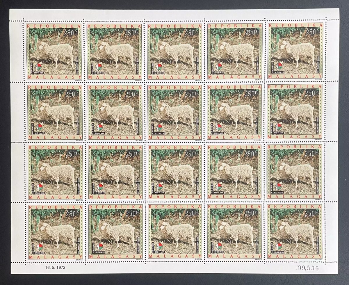 Madagascar 1972 YT PA 121 planche chèvre mohair élevage caprin