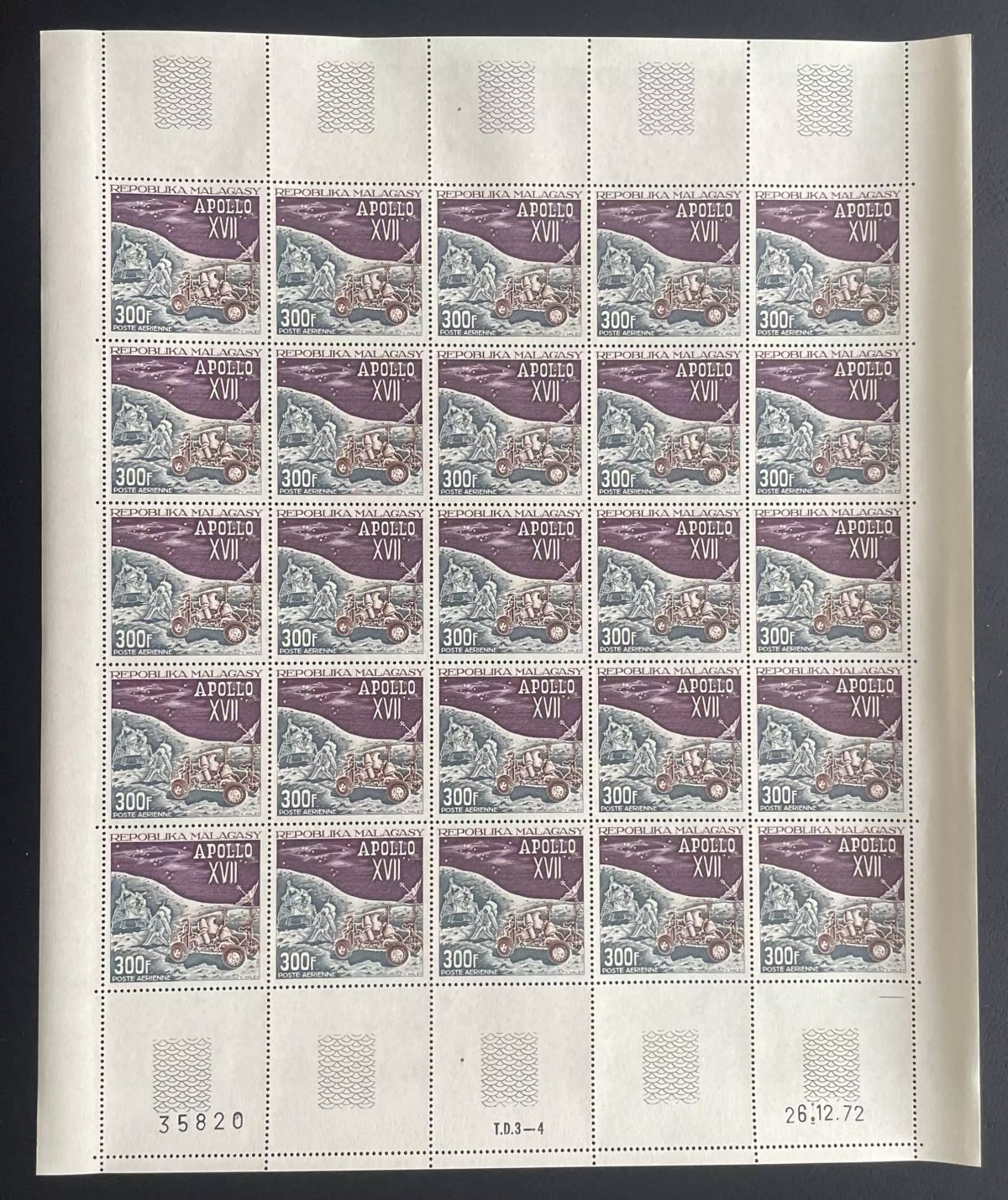 Madagascar 1973 YT PA 124 planche Apollo XVII espace Lune rover lunaire