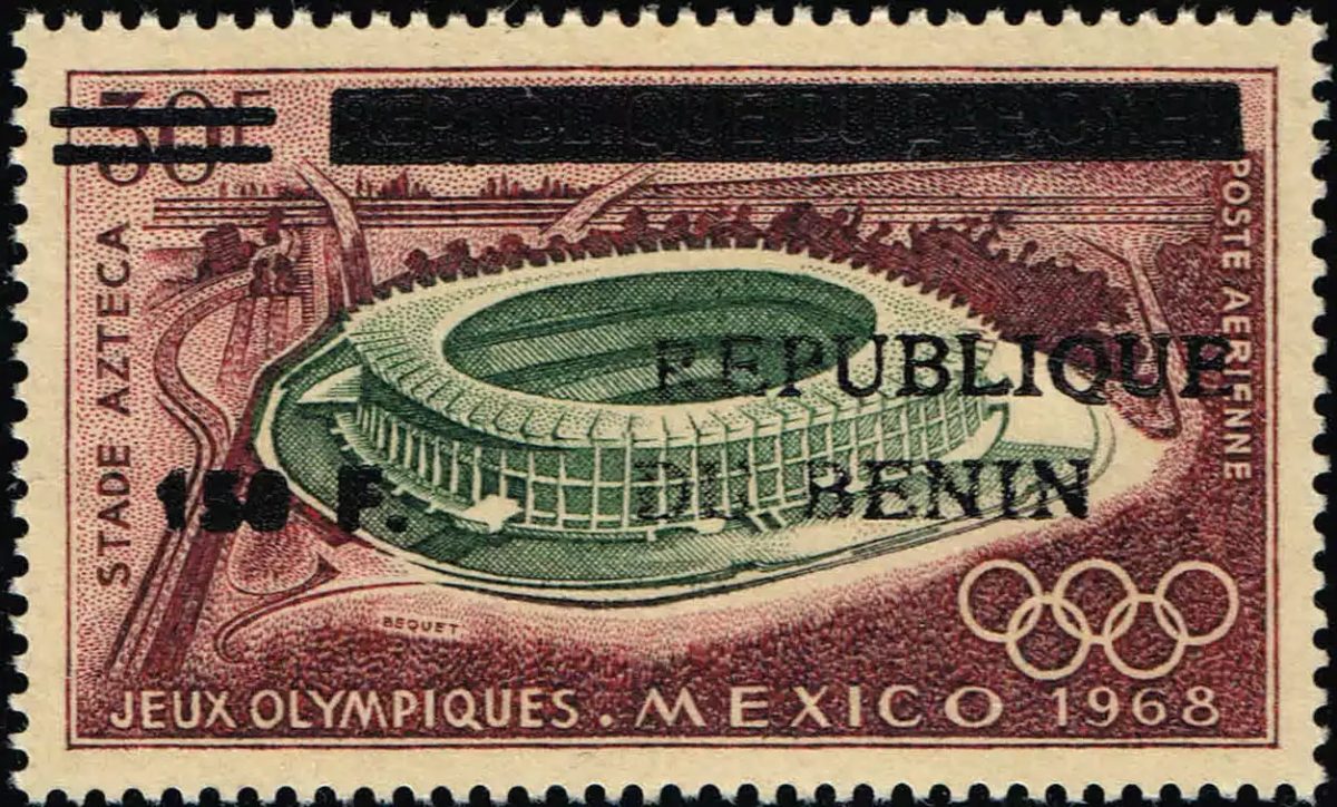 Bénin 1996 Mi. 738 surchargé Jeux Olympiques Mexico 1968 Stade Azteca