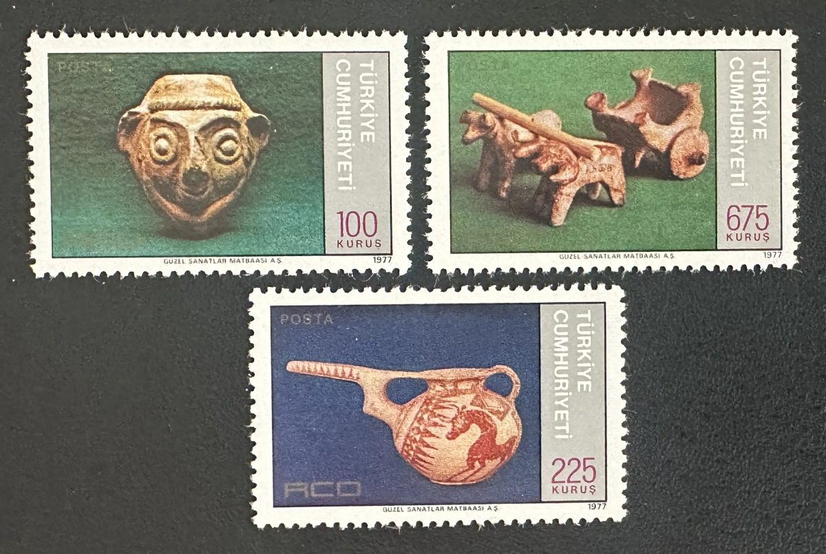 Turquie 1977 Mi. 2420-2422 émission commune RCD archéologie céramique
