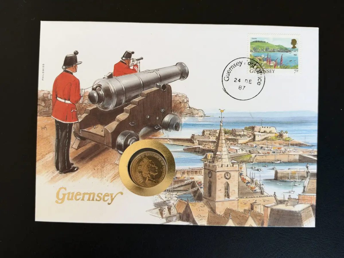 Guernsey 1987 enveloppe numismatique Philswiss timbre 7p pièce