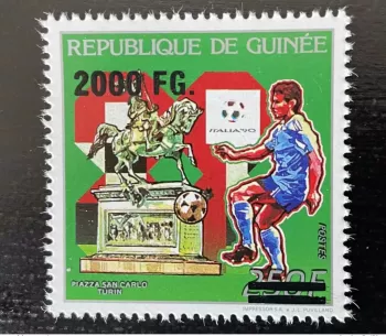 Guinée 2009 Mi. 6733 surchargé Football FIFA Italie 1990 Coupe du Monde WM