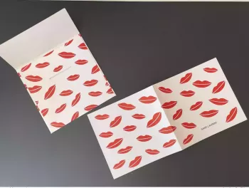 France 2020 / 2021 Collector Yves Saint Laurent officiel avec enveloppe MNH
