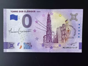 Torre dos Clérigos - signé par Mariana Guimaraes