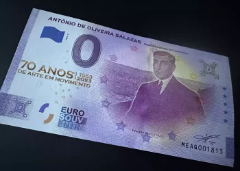António de Oliveira Salazar "Gold 70 anos Museu do Caramulo"