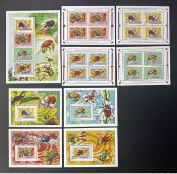 Congo  2012 Mi. 2064 - 2067 Bl. 406 - 409 Insectes fleurs Insects flowers Blumen
