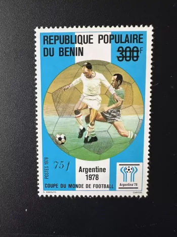 Bénin 1985 Mi. 384 Coupe du Monde Football Argentine FIFA World Cup surchargé