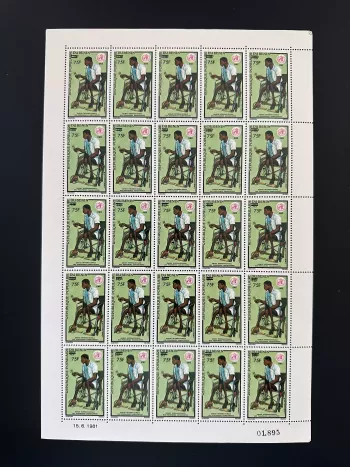 Benin 1984 Mi. 364 planche Surchargé Année handicapées OMS WHO Santé fleur