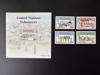 Tanzanie 1996 Mi. 2484-2487 Bl. 342 Nations Unies Volontaires Réfugiés Camp Aide