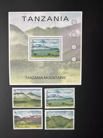 Tanzanie 2002 Mi. 4068-4071 Bl. 539 Montagnes Kilimanjaro Uluguru Usambara