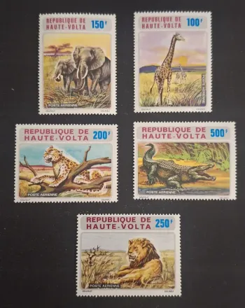Haute-Volta 1972 Mi. 446-450 faune éléphant girafe léopard crocodile lion