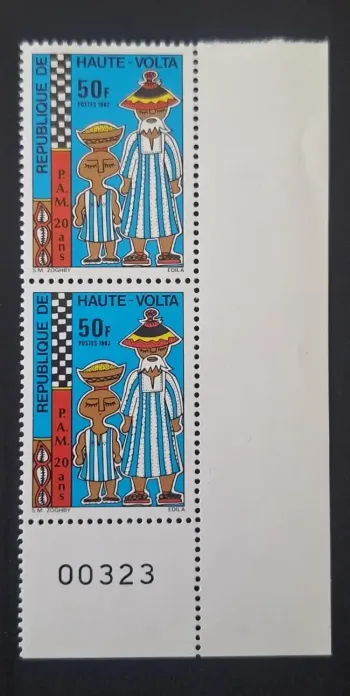Haute-Volta 1982 Mi. 858 PAM 20 ans paire coin numéroté costumes