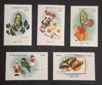Burkina Faso 1998 Mi. 1611-1615 Noël oiseaux papillons fleurs